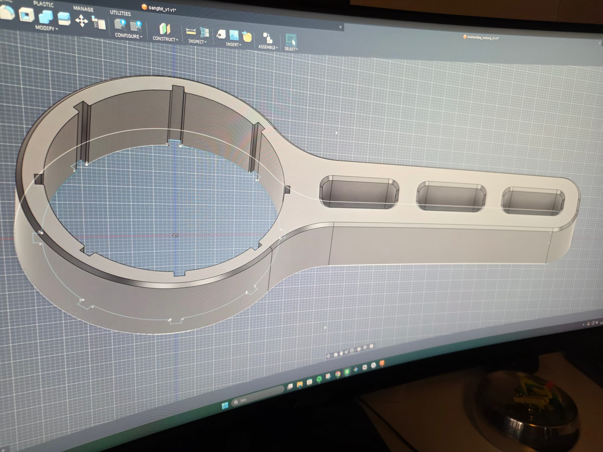 CAD-ritning av 3D-printat specialverktyg för kemikaliedunkar